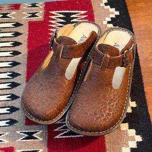 Alegria Classic Clogs Delicut Tawny Size 36
